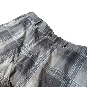 Ben Hogan Performance Mens Grey Plaid Golf Shorts Flat Front Size 38